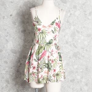 vestido floral farm 121348105?action_source=64652&ref=home_home&rsp=1&rspix=1