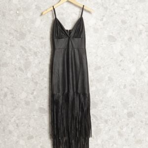 vestido preto ave rara 138151050?action_source=73427&ref=home_home&rsp=1&rspix=1