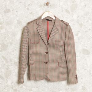 blazer bege xadrez zara 143255441?action_source=73498&ref=home_home&rsp=1&rspix=1