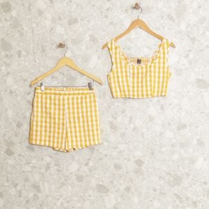 conjunto blazer top e short amarelo geometrico shein 133295532?action_source=66728&ref=home_home&rsp=1&rspix=1