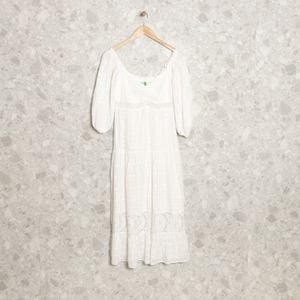 vestido branco farm 129292427?action_source=70853&ref=home_home&rsp=1&rspix=1