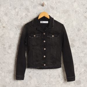 jaqueta jeans preta zara 137542533?action_source=69532&ref=home_home&rsp=1&rspix=1