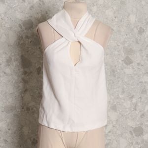 blusa branca zara 142813074?action_source=73031&ref=home_home&rsp=1&rspix=1