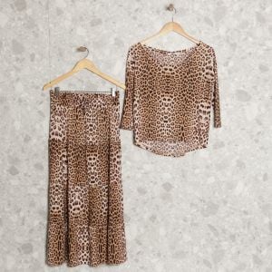 conjunto blusa e saia animal print marrom vintage 107741142?action_source=70358&ref=home_home&rsp=1&rspix=1