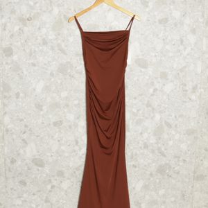 v estido marrom shein 129646880?action_source=67322&ref=home_home&rsp=1&rspix=1