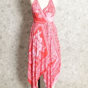vestido rosa floral farm 125088785?action_source=64652&ref=home_home&rsp=1&rspix=1
