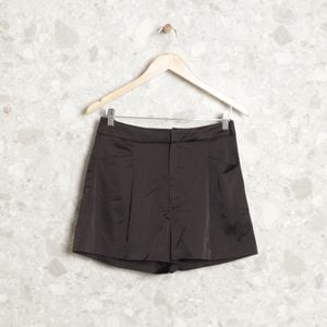 short preto zara 129306237?action_source=70853&ref=home_home&rsp=1&rspix=1