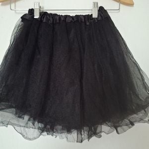 mini saia tule infantil 134191880?action_source=67456&ref=home_home&rsp=1&rspix=1