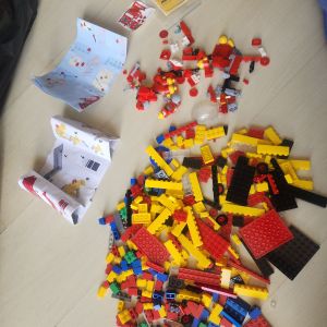 lote com mais de 600 pecas de lego argentino 131587777?action_source=68279&ref=home_home&rsp=1&rspix=1