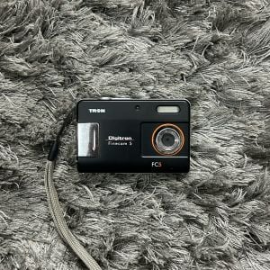 camera digital finecam 5 digitron 108668729?action_source=31319&ref=home_home&rsp=1&rspix=1