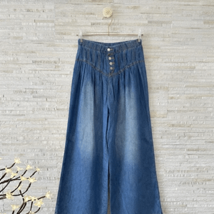 calca wide leg jeans tendencia cintura alta com elastano azul escuro botao 145865190?action_source=75542&ref=home_home&rsp=1&rspix=1