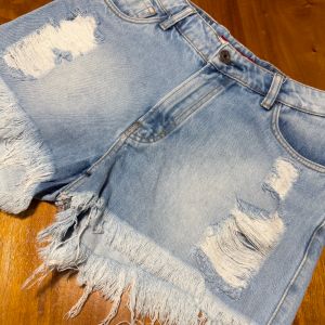 short jeans txc 132533307?action_source=64649&ref=home_home&rsp=1&rspix=1