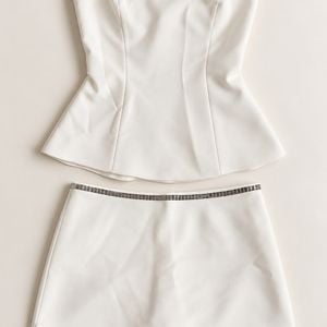 conjunto zara branco 153194390?action_source=77124&ref=home_home&rsp=1&rspix=1