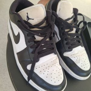 tenis nike jordan preto e branco 38 149001937?action_source=76398&ref=home_home&rsp=1&rspix=1