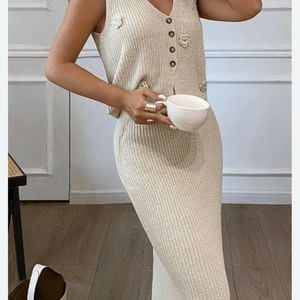 conjunto trico 133363647?action_source=66827&ref=home_home&rsp=1&rspix=1