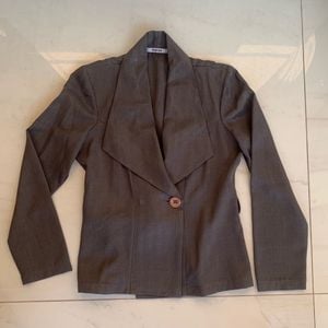 blazer marisa cinza 44 139423522?action_source=68872&ref=home_home&rsp=1&rspix=1
