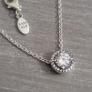 colar beleza classica 103903433?action_source=67326&ref=home_home&rsp=1&rspix=1