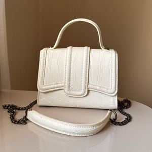 bolsa zara croco branca 152177809?action_source=77124&ref=home_home&rsp=1&rspix=1