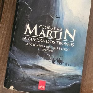 a guerra dos tronos livro um 133652991?action_source=66992&ref=home_home&rsp=1&rspix=1