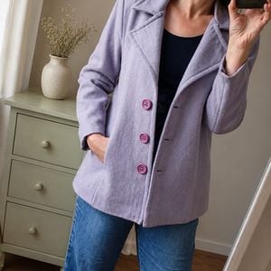 casaco la batida lilas acinturado elegante 143678759?action_source=72767&ref=home_home&rsp=1&rspix=1