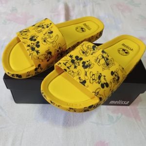 chinelo melissa beach slide original 145513026?action_source=73955&ref=home_home&rsp=1&rspix=1