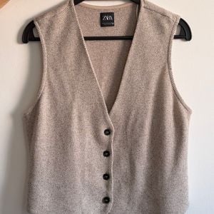 colete zara feminino bege m 147658250?action_source=72470&ref=home_home&rsp=1&rspix=1