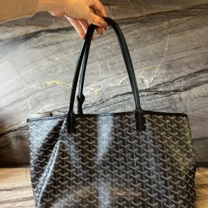 bolsa sacola cinza 149981118?action_source=64648&ref=home_home&rsp=1&rspix=1
