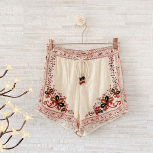 short farm dourado lurex mandala de caju p 149687621?action_source=76563&ref=home_home&rsp=1&rspix=1