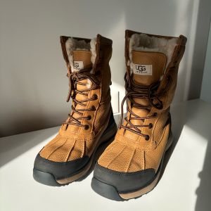 bota ugg a prova dágua adirondack iii