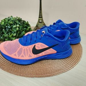 2107 tenis nike lunar launch feminino tamanho 35 147101280?action_source=75208&ref=home_home&rsp=1&rspix=1
