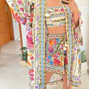 conjunto farm 2 pecas bordadeira short e cropped super desejo branco colorido 133885492?action_source=67222&ref=home_home&rsp=1&rspix=1