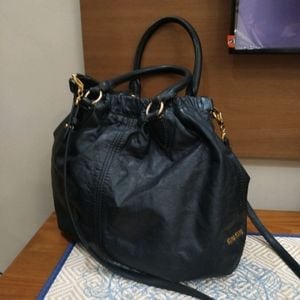 bolsa miu miu preta 149908781?action_source=72470&ref=home_home&rsp=1&rspix=1