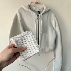 casaco sueter off white trico 137219294?action_source=71711&ref=home_home&rsp=1&rspix=1