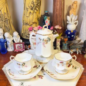 conjunto para cha ou cafe em antiga porcelana 131604000?action_source=66529&ref=home_home&rsp=1&rspix=1