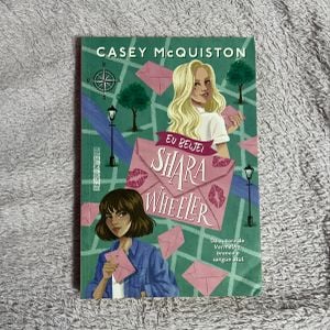 eu beijei shara wheeler casey mcquinston 134886970?action_source=66992&ref=home_home&rsp=1&rspix=1