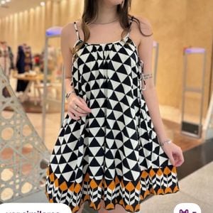 vestido farm curto 133977621?action_source=67222&ref=home_home&rsp=1&rspix=1