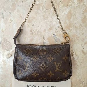 louis vuitton pochette accessoires mini monogram original datacode interno 2012 144049021?action_source=72470&ref=home_home&rsp=1&rspix=1
