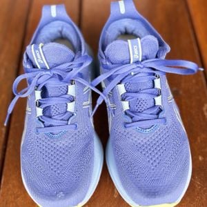 tenis asics nimbus 26 azul 149573491?action_source=76035&ref=home_home&rsp=1&rspix=1