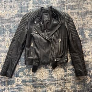 biker couro zara 148348934?action_source=75473&ref=home_home&rsp=1&rspix=1