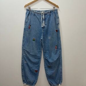 calca parachute 135534072?action_source=69599&ref=home_home&rsp=1&rspix=1