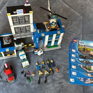 lego delegacia de policia 60047 121824185?action_source=68279&ref=home_home&rsp=1&rspix=1