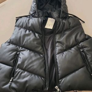 jaqueta zara puffer preta m 142141048?action_source=31319&ref=home_home&rsp=1&rspix=1