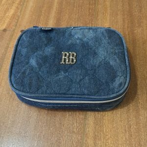 estojo escolar rb 134845474?action_source=67388&ref=home_home&rsp=1&rspix=1