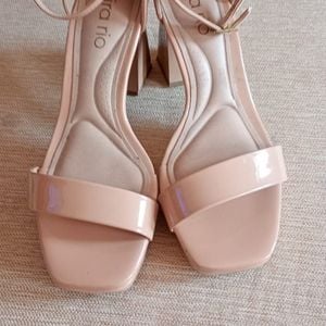 salto beira rio 134980730?action_source=64649&ref=home_home&rsp=1&rspix=1