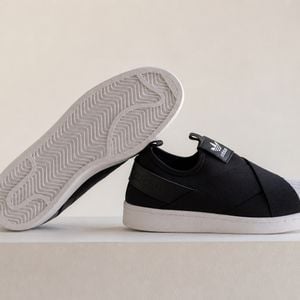 tenis adidas superstar slip on preto 36 141709797?action_source=31946&ref=home_home&rsp=1&rspix=1
