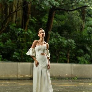 vestido longo branco 118414093?action_source=66827&ref=home_home&rsp=1&rspix=1