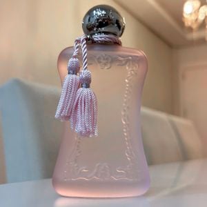 perfume delina 137680682?action_source=68872&ref=home_home&rsp=1&rspix=1