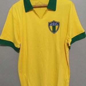 camiseta retro brasil 139365529?action_source=69665&ref=home_home&rsp=1&rspix=1