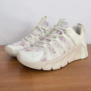 tenis nike free metcon 7 se sail light orewood brown 142848506?action_source=76398&ref=home_home&rsp=1&rspix=1