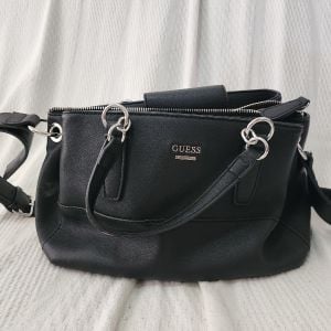 bolsa guess preta original leia descricao 149557148?action_source=76594&ref=home_home&rsp=1&rspix=1